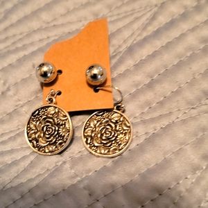 Floral & Stud Earring Set